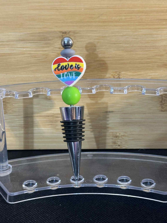 Rainbow Heart love is love with green - Wine Stopper