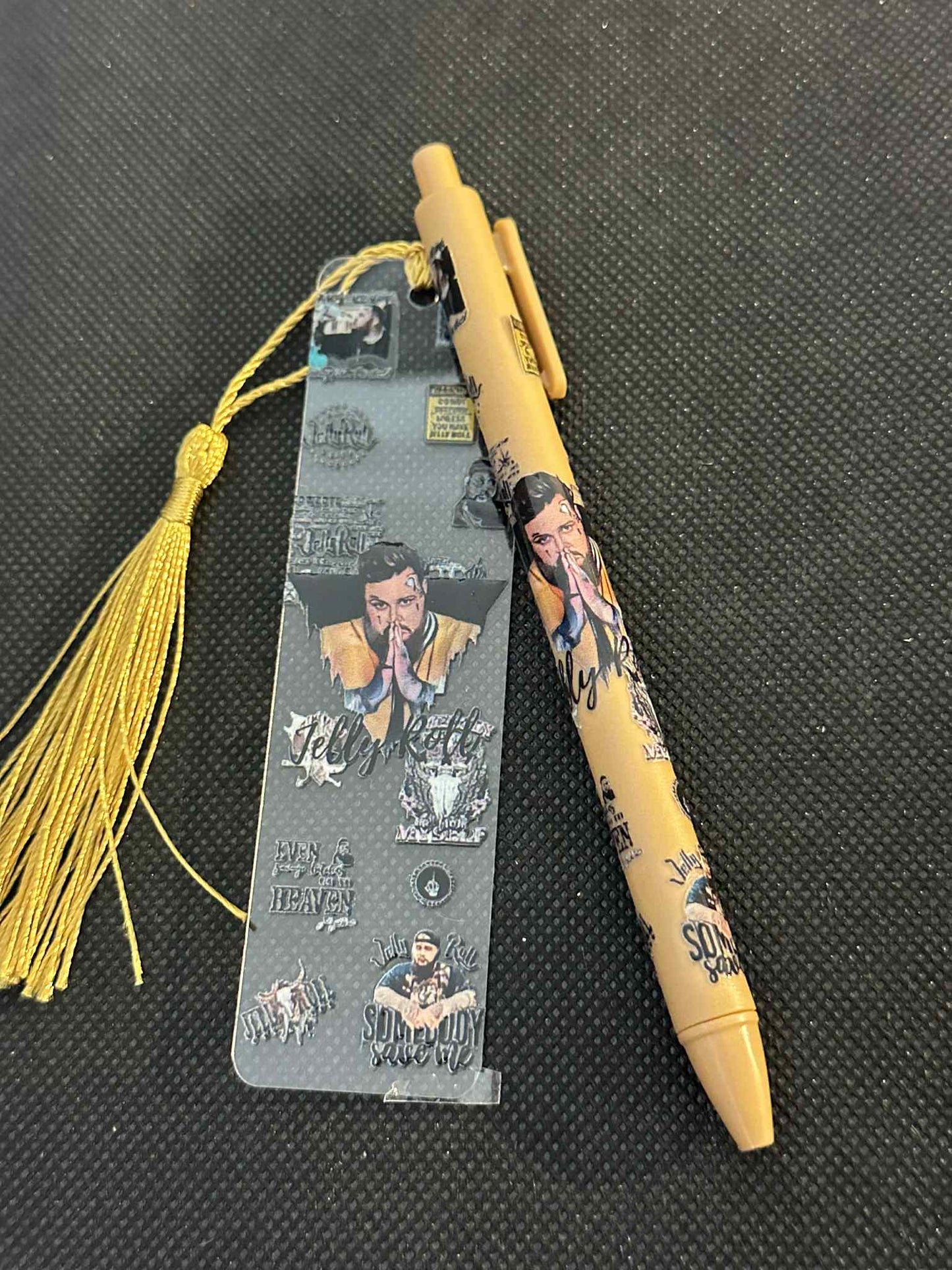 Yellow Singer - Pen&Bookmark Set